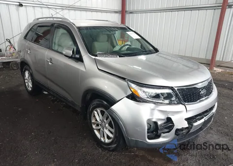 2015 Kia Sorento Lx z USA, uszkodzony, nr VIN 5XYKT3A66FG563884
